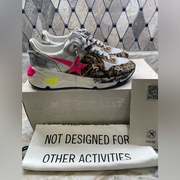 Golden Goose Shoes - Golden Goose Runners Sz 37